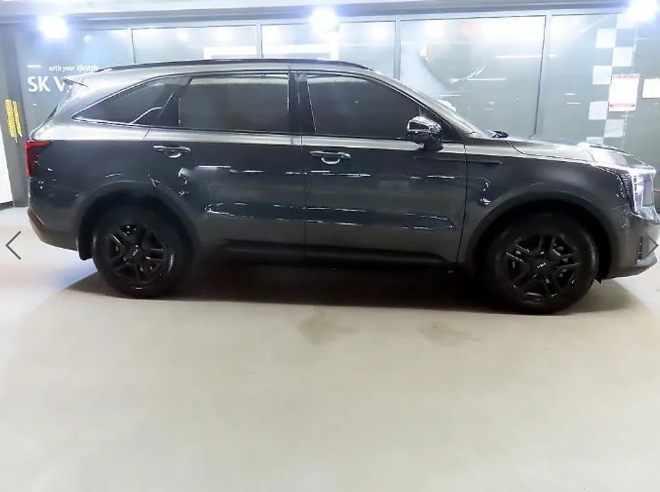 Kia Sorento — фото 8