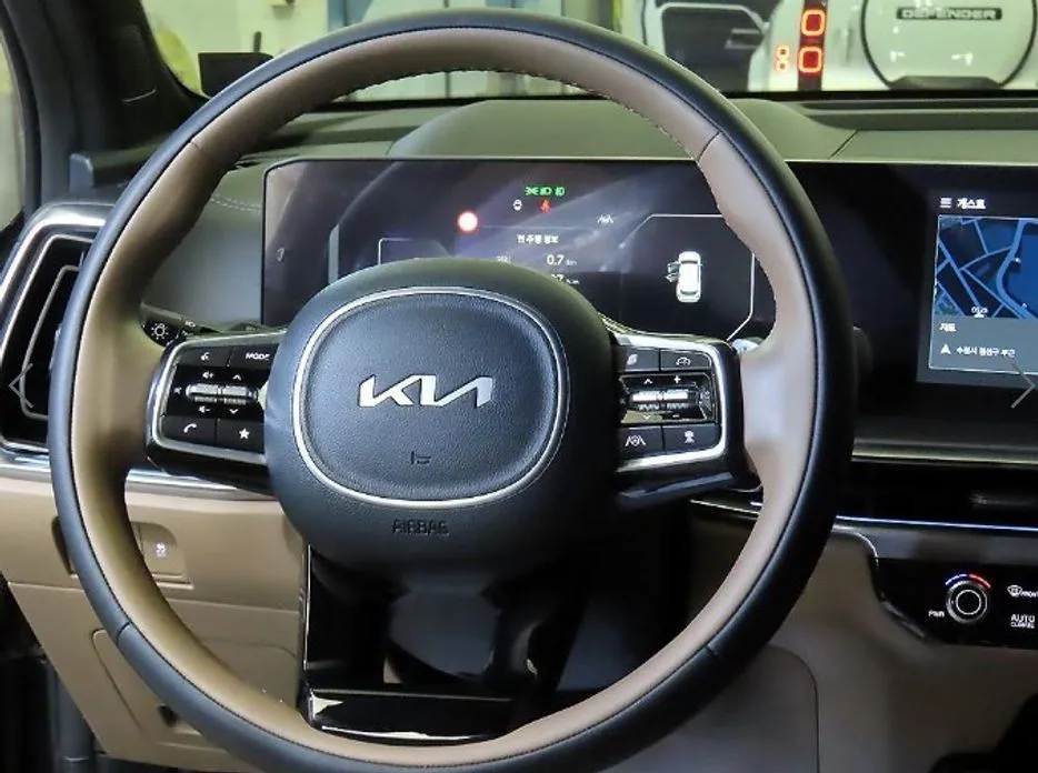 Kia Sorento — фото 7