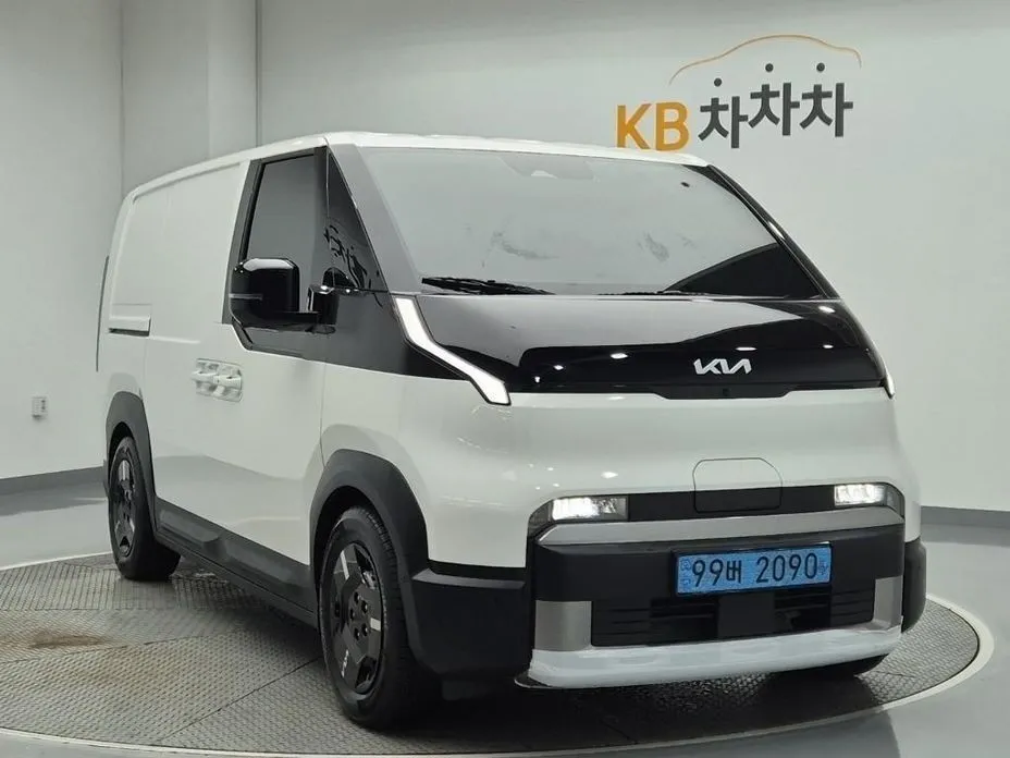 Kia PV5 — фото 8