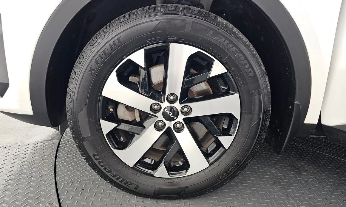 Kia Sorento — фото 10