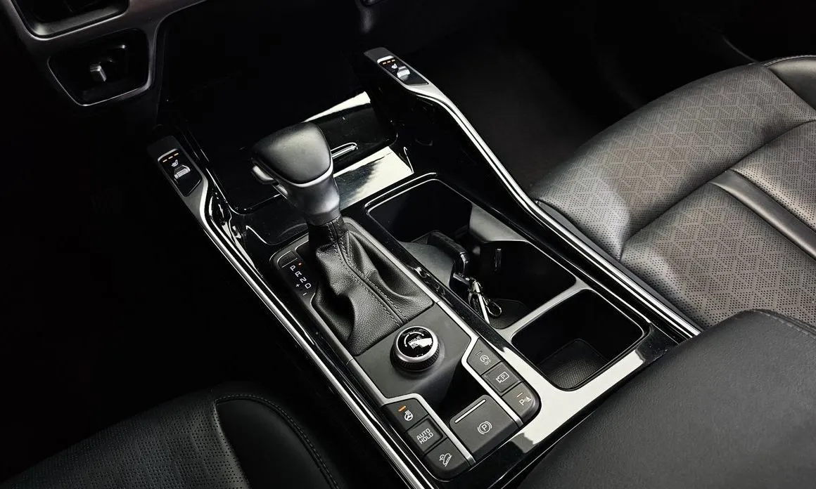 Kia Sorento — фото 5