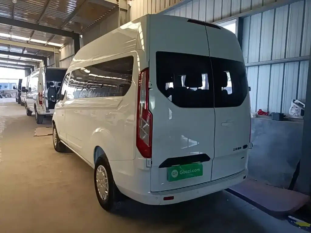 Ford Transit 2022 из CN, фото 6