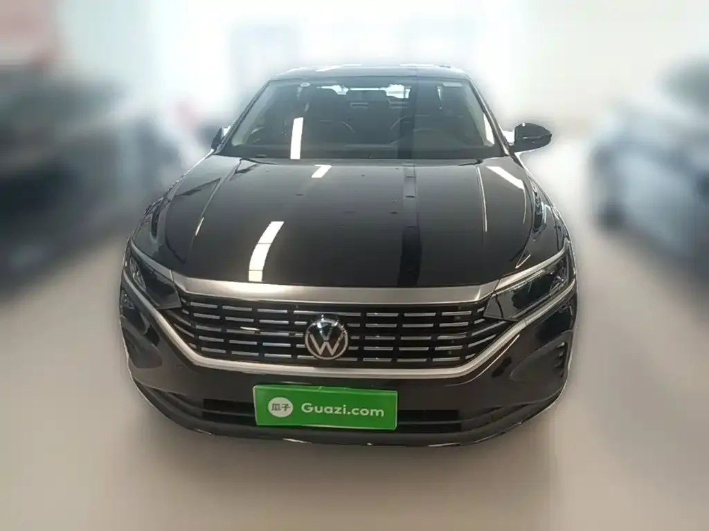 Volkswagen Passat — фото 10