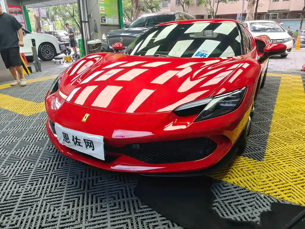 Ferrari 296