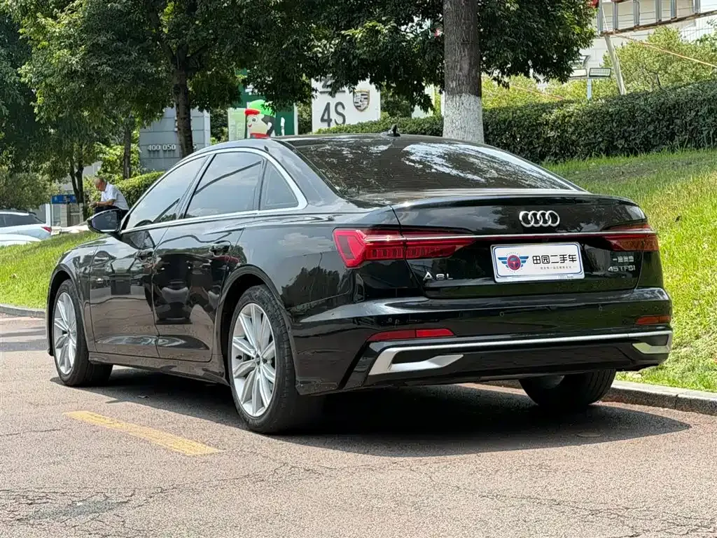 Audi A6L — фото 6