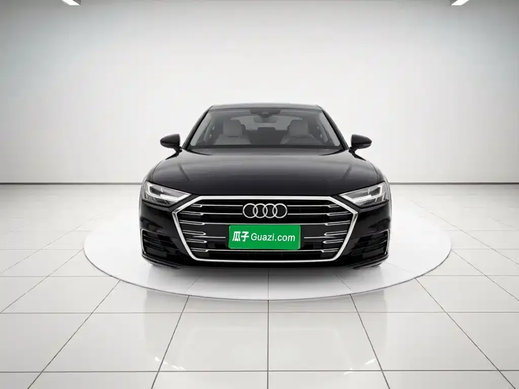 Audi A8 — фото 6