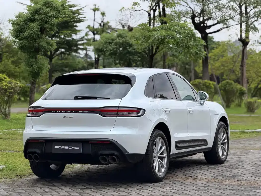Porsche Macan — фото 9