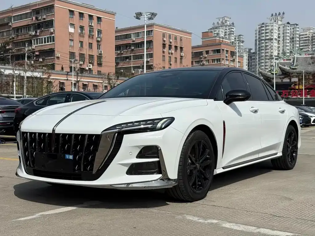 Hongqi H6