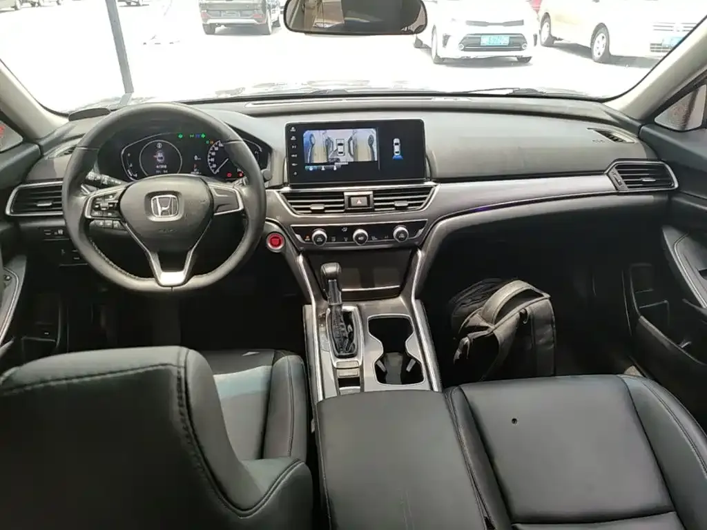 Honda Accord — фото 5