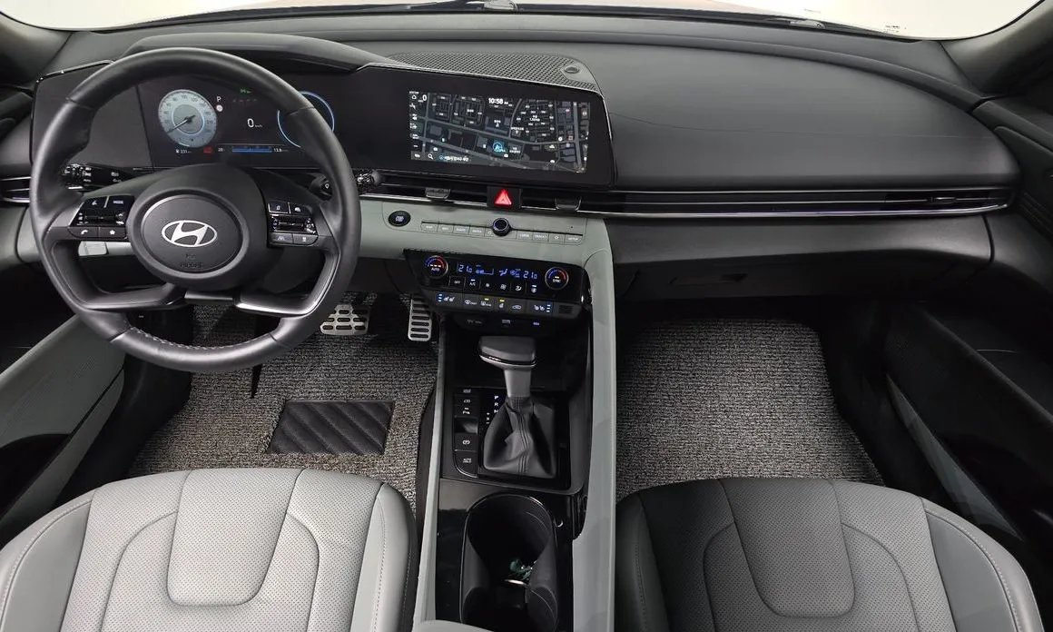Hyundai AVANTE — фото 3