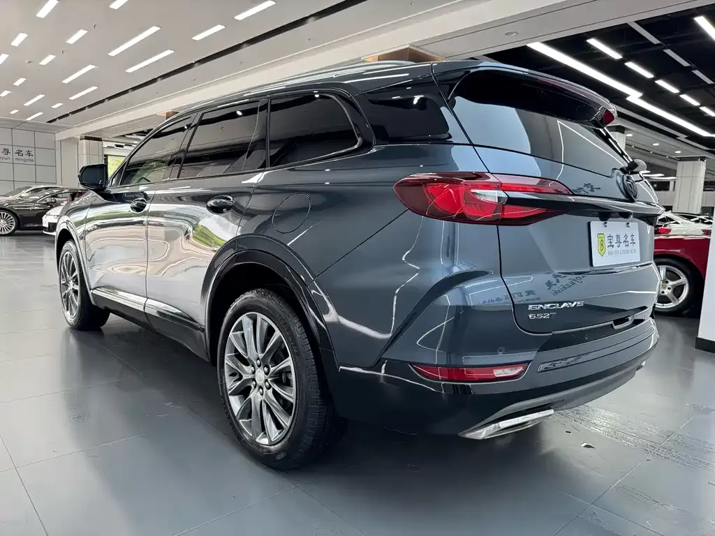 Buick Enclave — фото 4