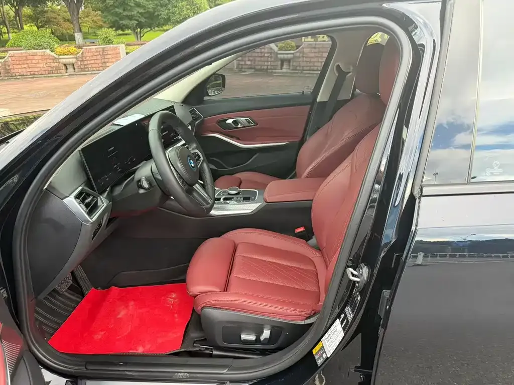 BMW i3 — фото 2