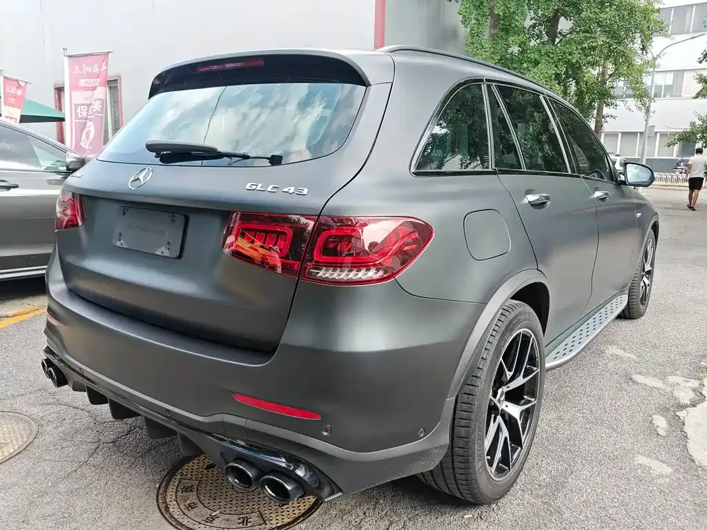 Mercedes-Benz GLC AMG — фото 10