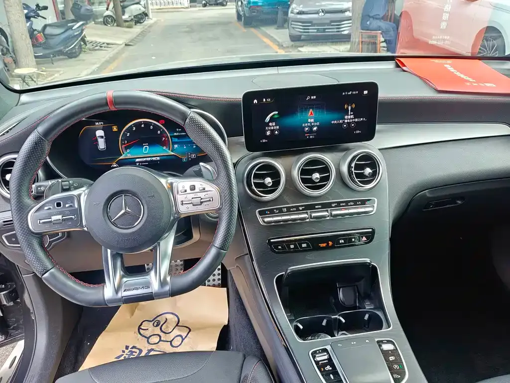 Mercedes-Benz GLC AMG — фото 5