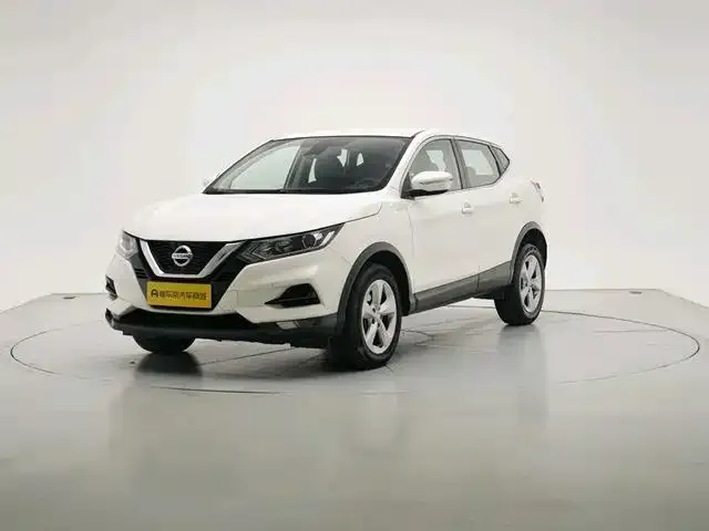 Nissan Qashqai — фото 1