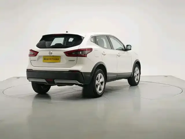 Nissan Qashqai — фото 6