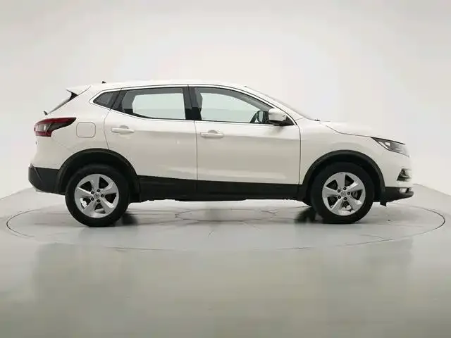 Nissan Qashqai — фото 5