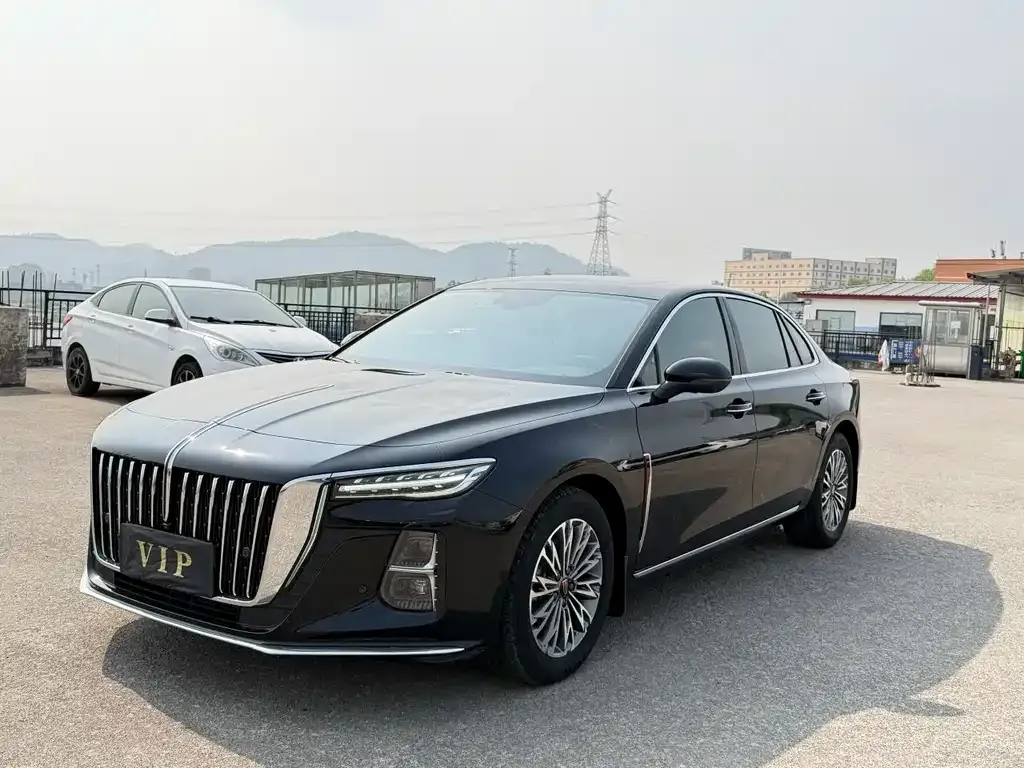Hongqi H5 — фото 1