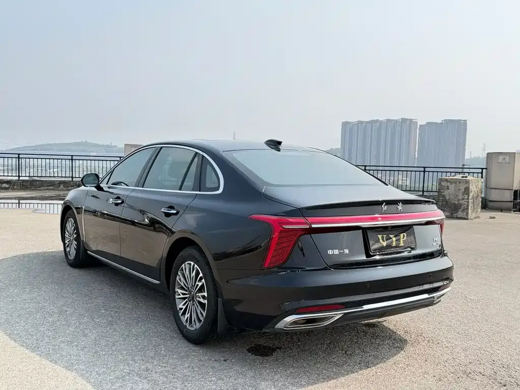 Hongqi H5 — фото 4