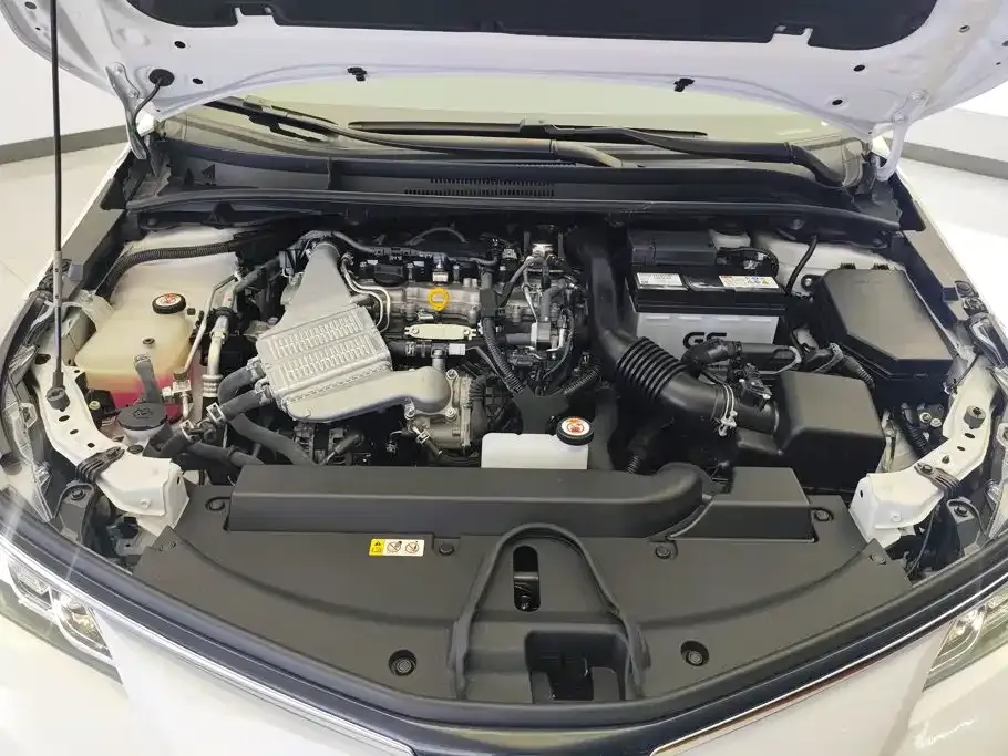 Toyota Corolla 2023 из CN, фото 10