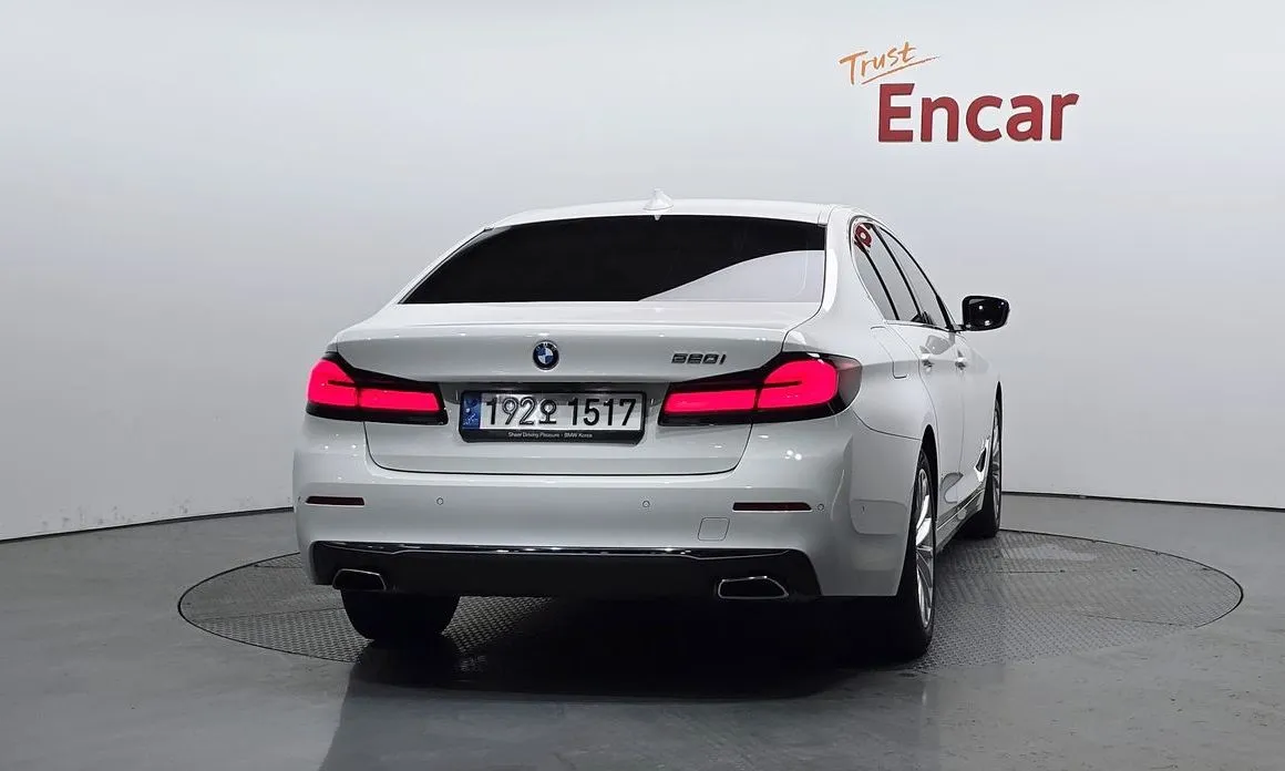 BMW 5-Series 2023 из KR, фото 4