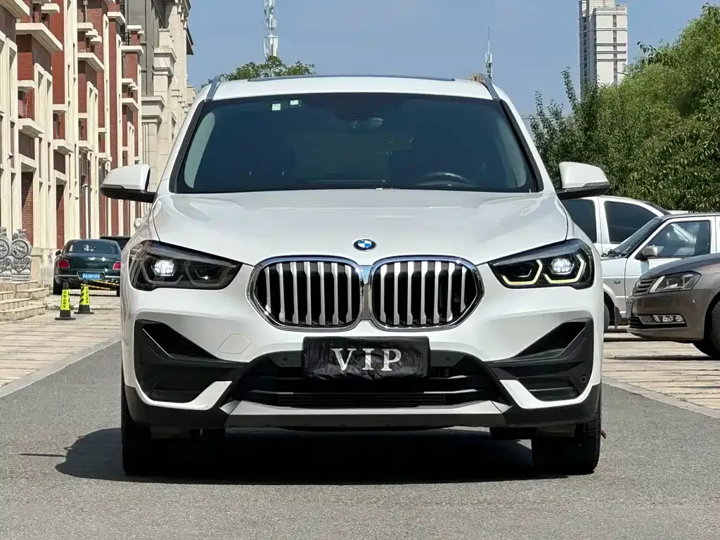 BMW X1 — фото 6