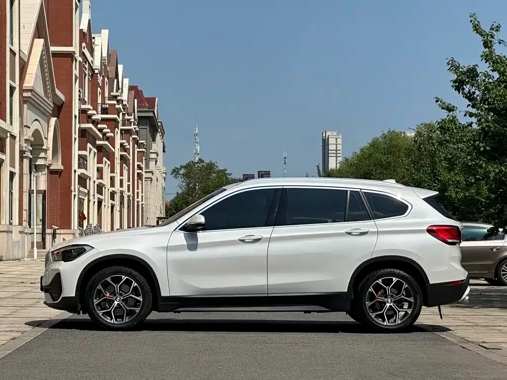 BMW X1 — фото 3