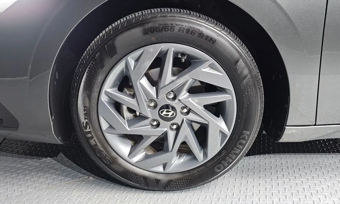 Hyundai AVANTE — фото 7