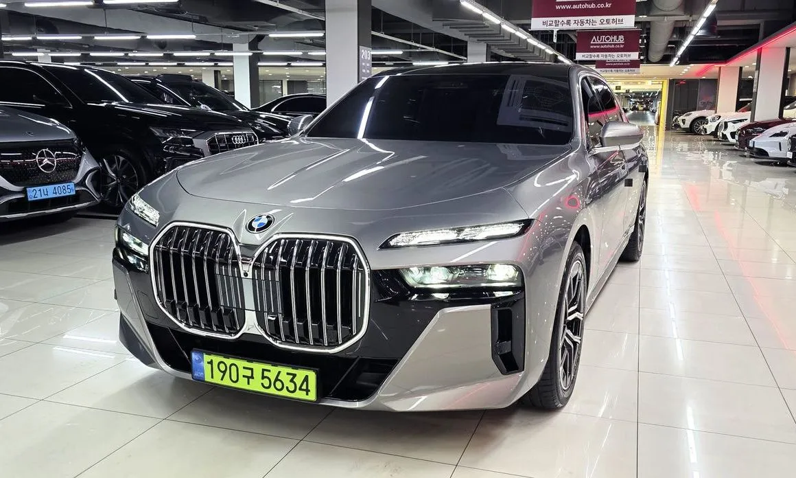 BMW 7-Series 2025 из KR, фото 8