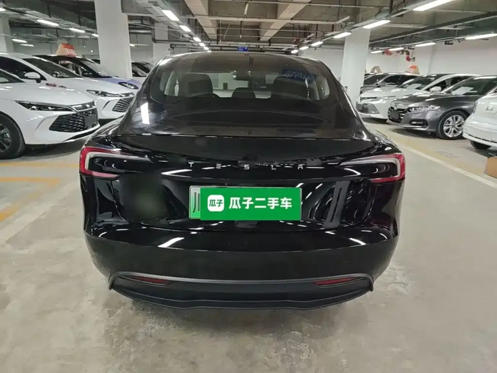 Tesla Model 3 — фото 6