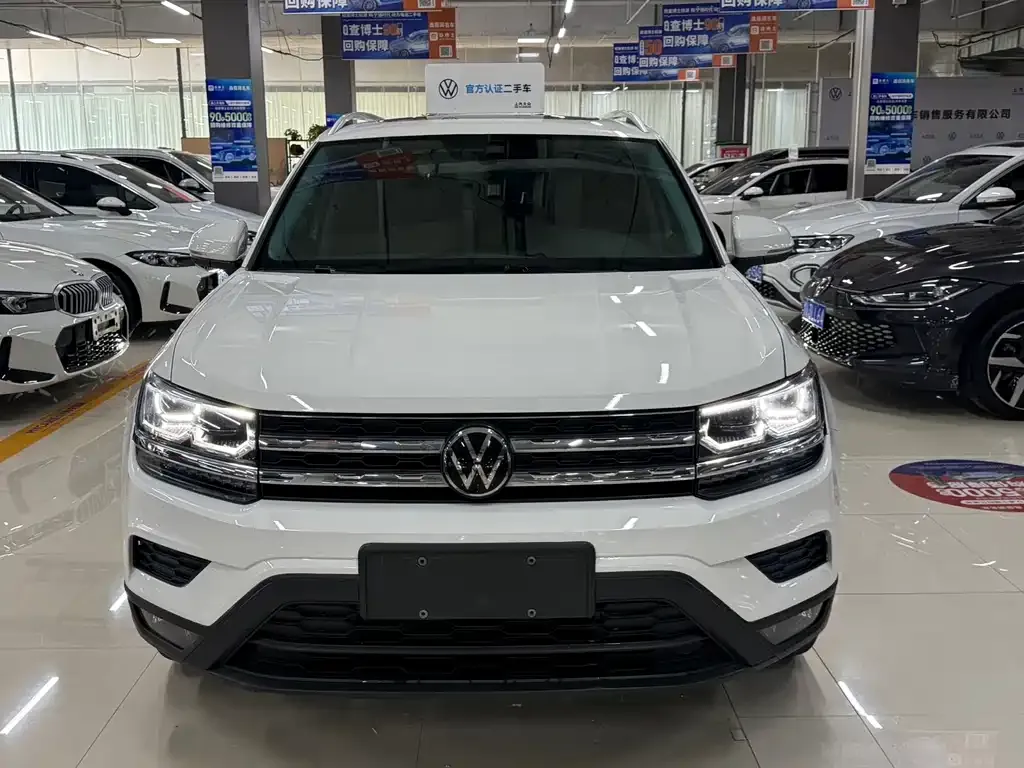 Volkswagen Tharu — фото 9