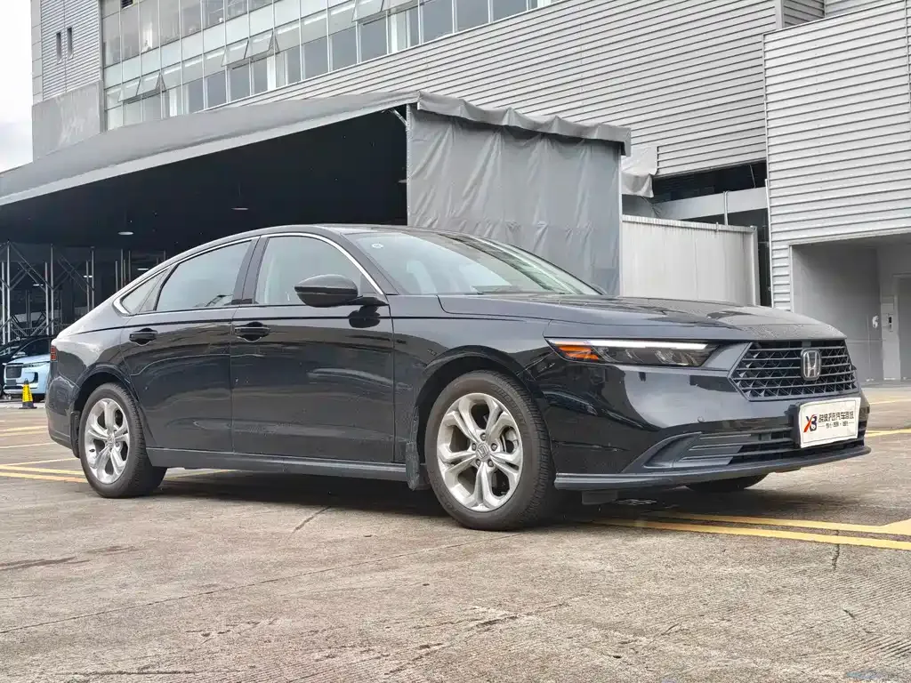 Honda Accord — фото 2