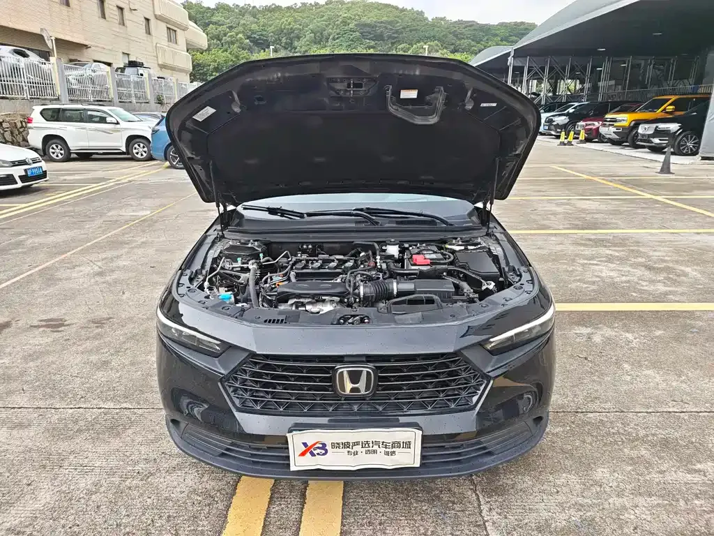 Honda Accord — фото 9
