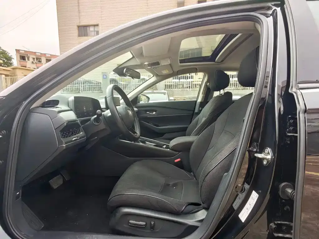 Honda Accord — фото 5