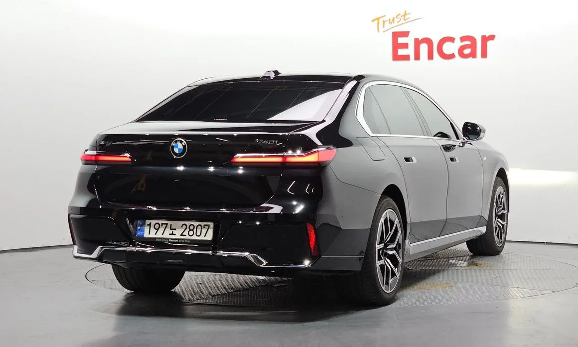 BMW 7-Series 2024 из KR, фото 3