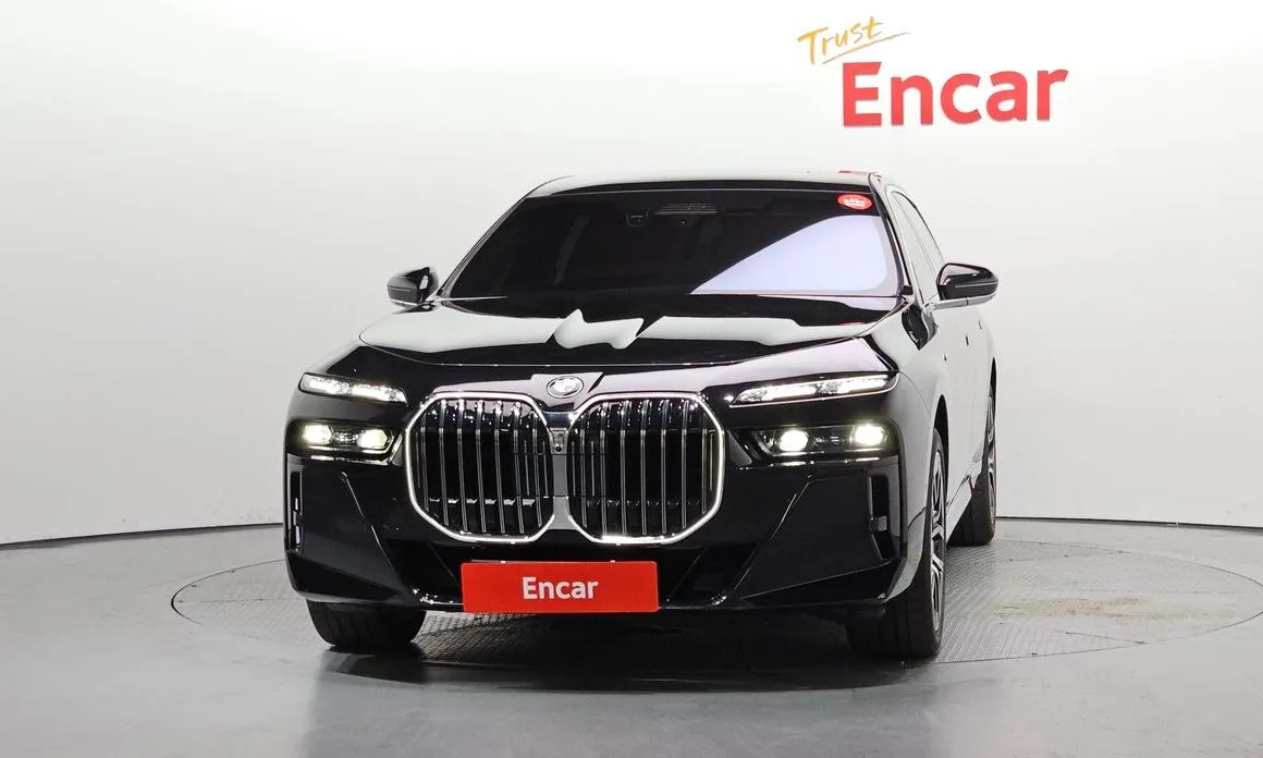 BMW 7-Series 2024 из KR, фото 2