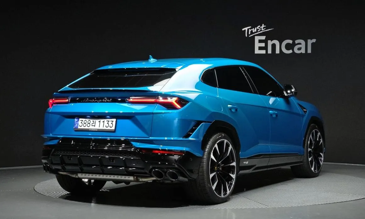 Lamborghini Urus — фото 3