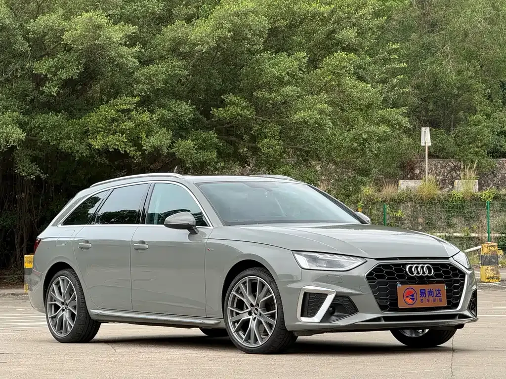 Audi A4 (Import) — фото 8