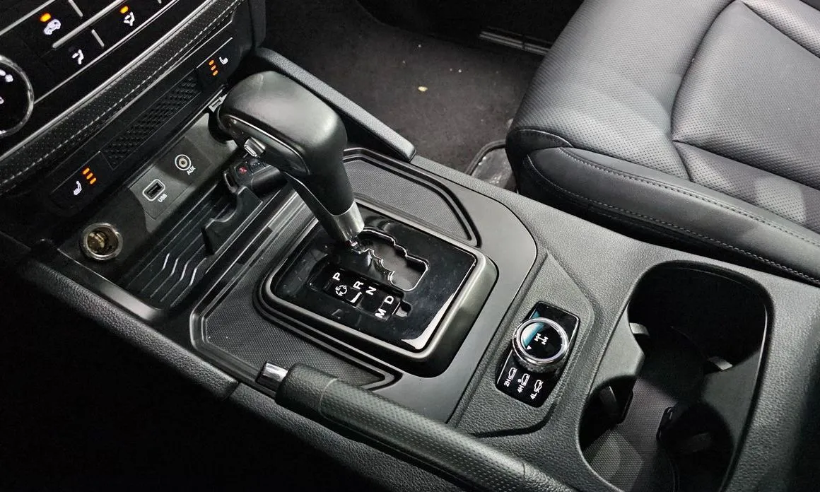 KG Mobility (Ssangyong) Rexton — фото 10