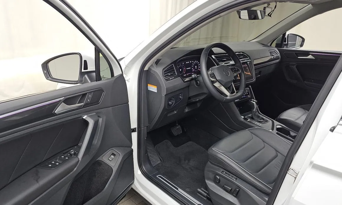 Volkswagen Tiguan — фото 8