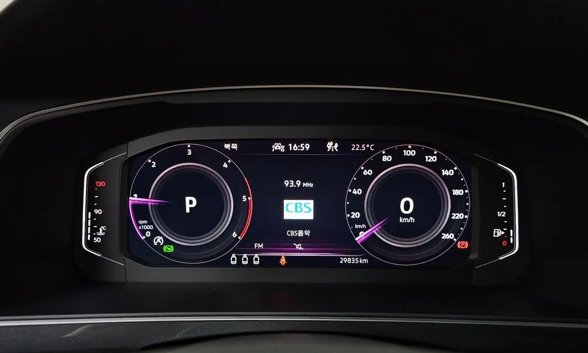 Volkswagen Tiguan — фото 4