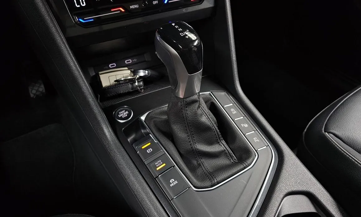 Volkswagen Tiguan — фото 5