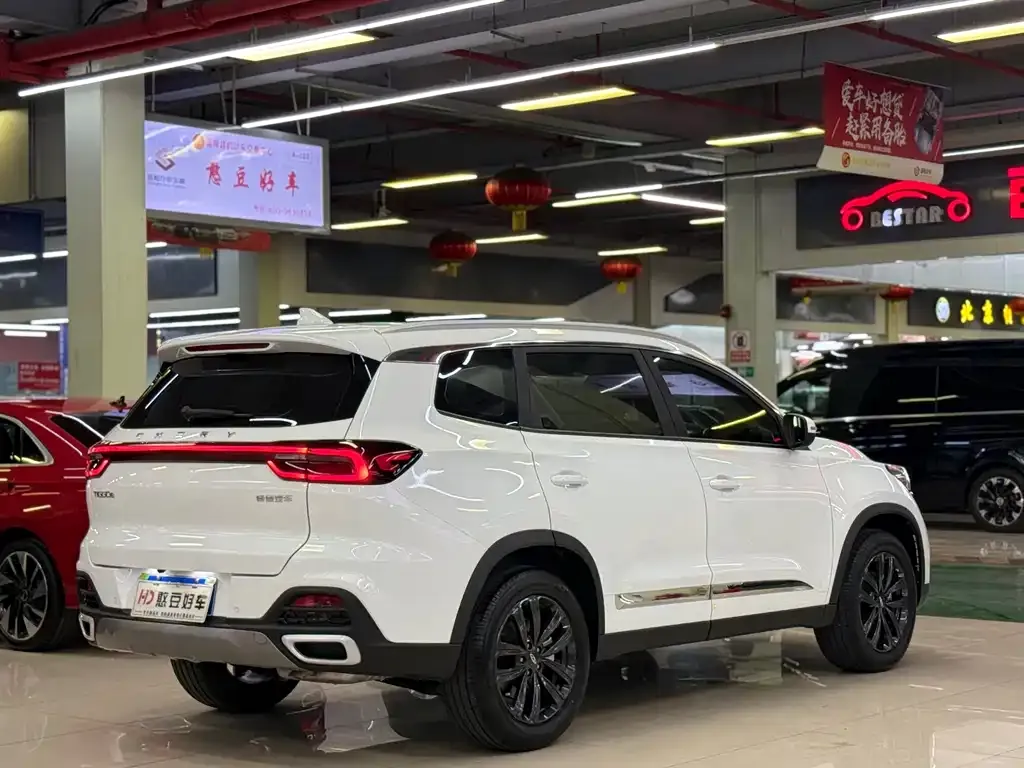 Chery Tiggo 8 2023 из CN, фото 3