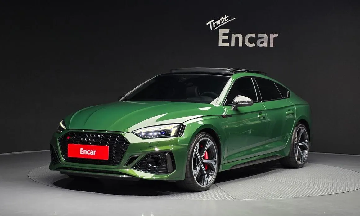 Audi RS5 — фото 1