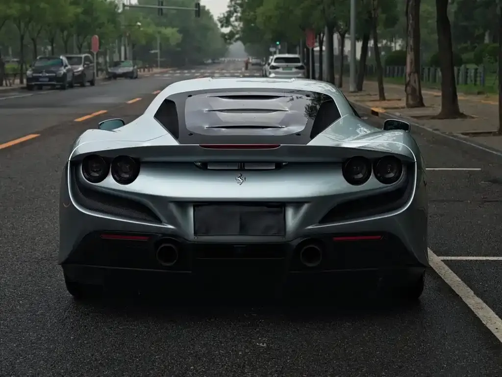 Ferrari F8 — фото 3
