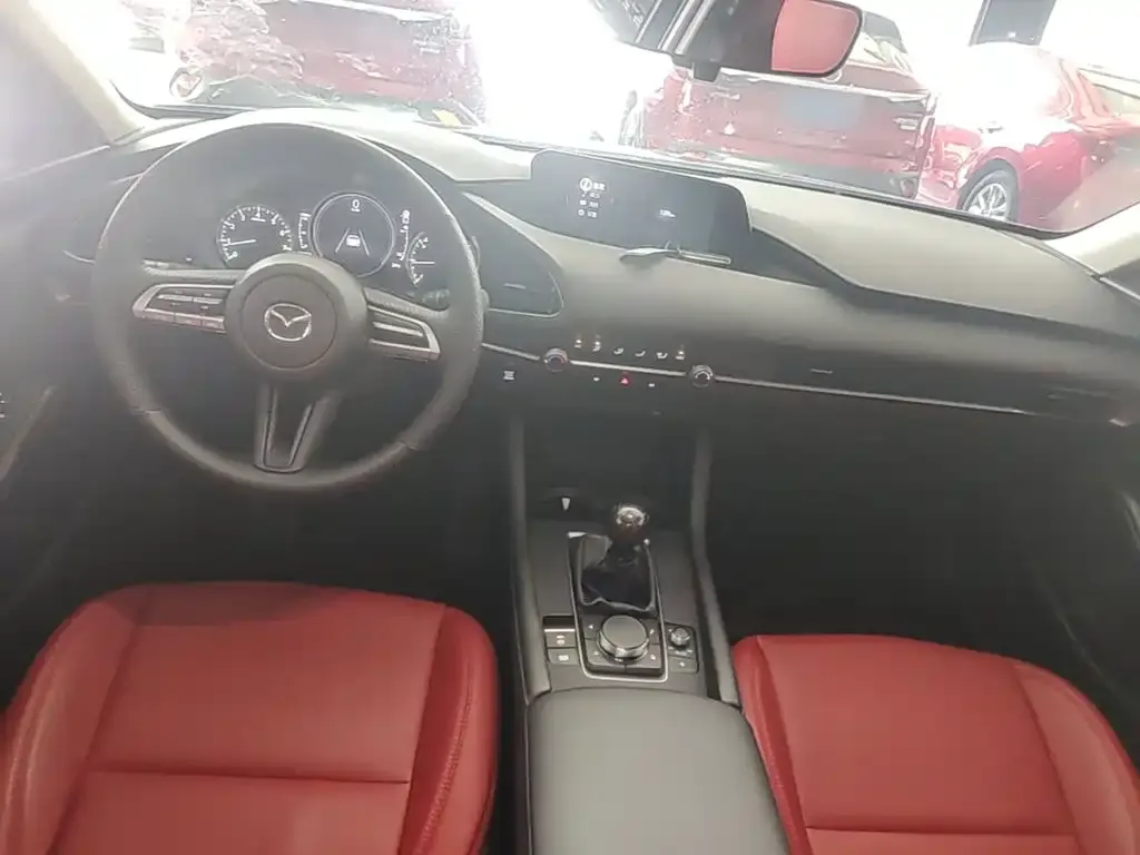 Mazda 3 Axela 2024 из CN, фото 3
