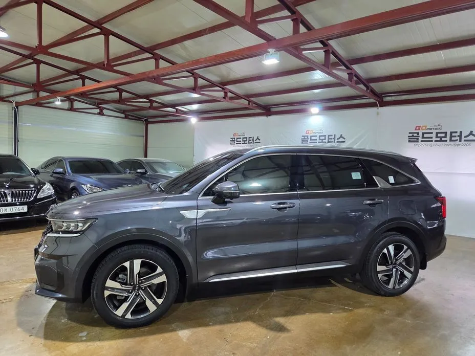 Kia Sorento — фото 4