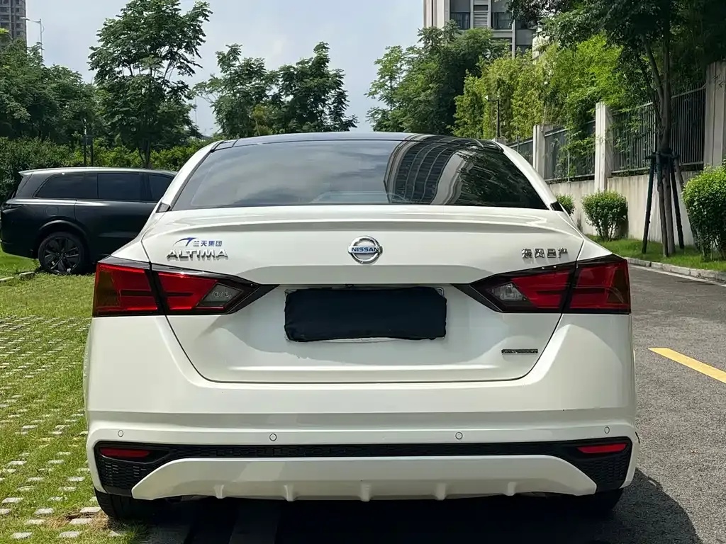 Nissan Teana — фото 4