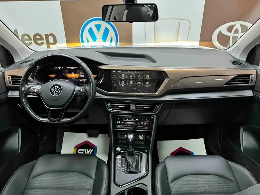 Volkswagen Tharu — фото 6