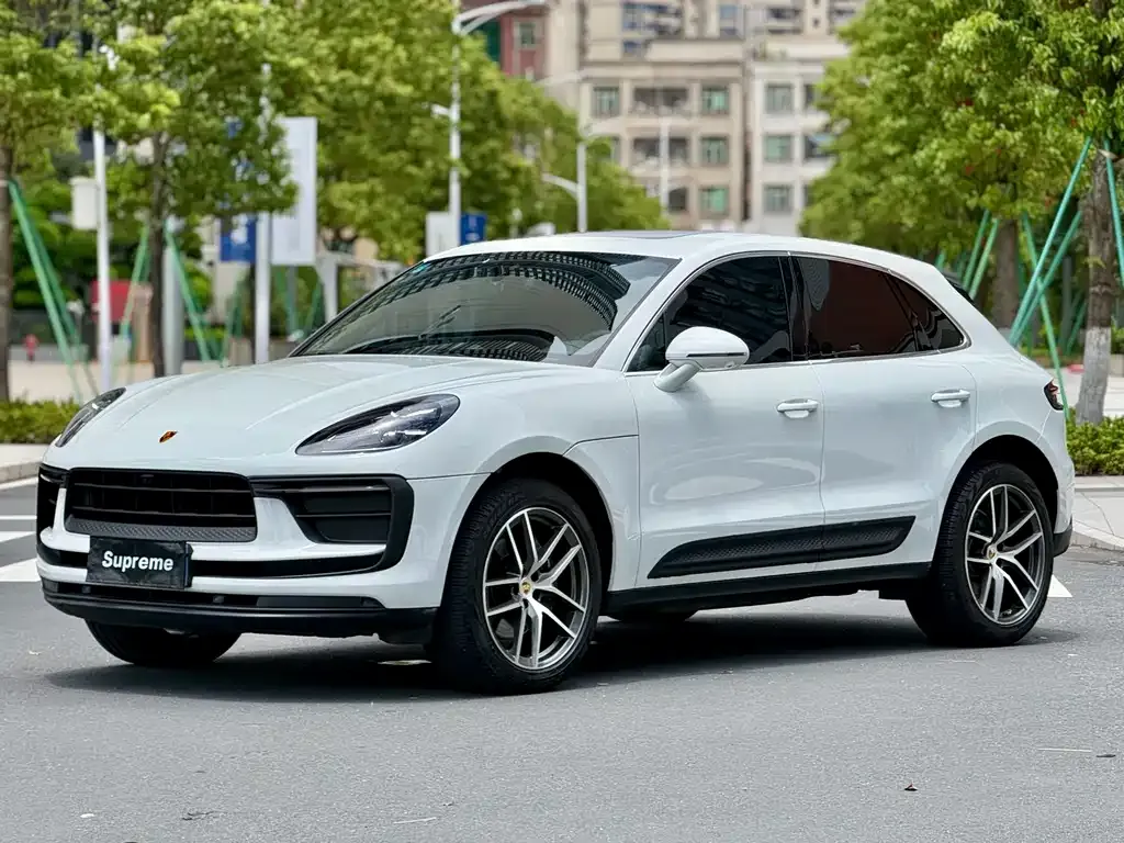 Porsche Macan — фото 1